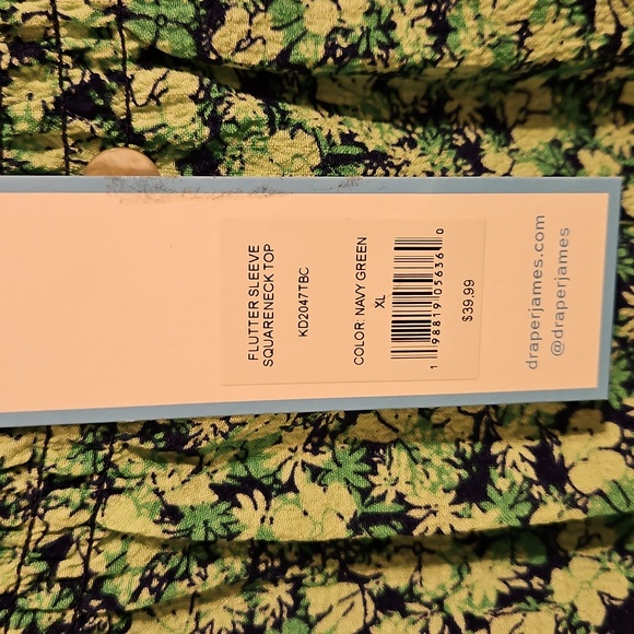 Draper James Green and Navy Square Neck Flutter Sleeve Blouse. NWT - Picture 3 of 6